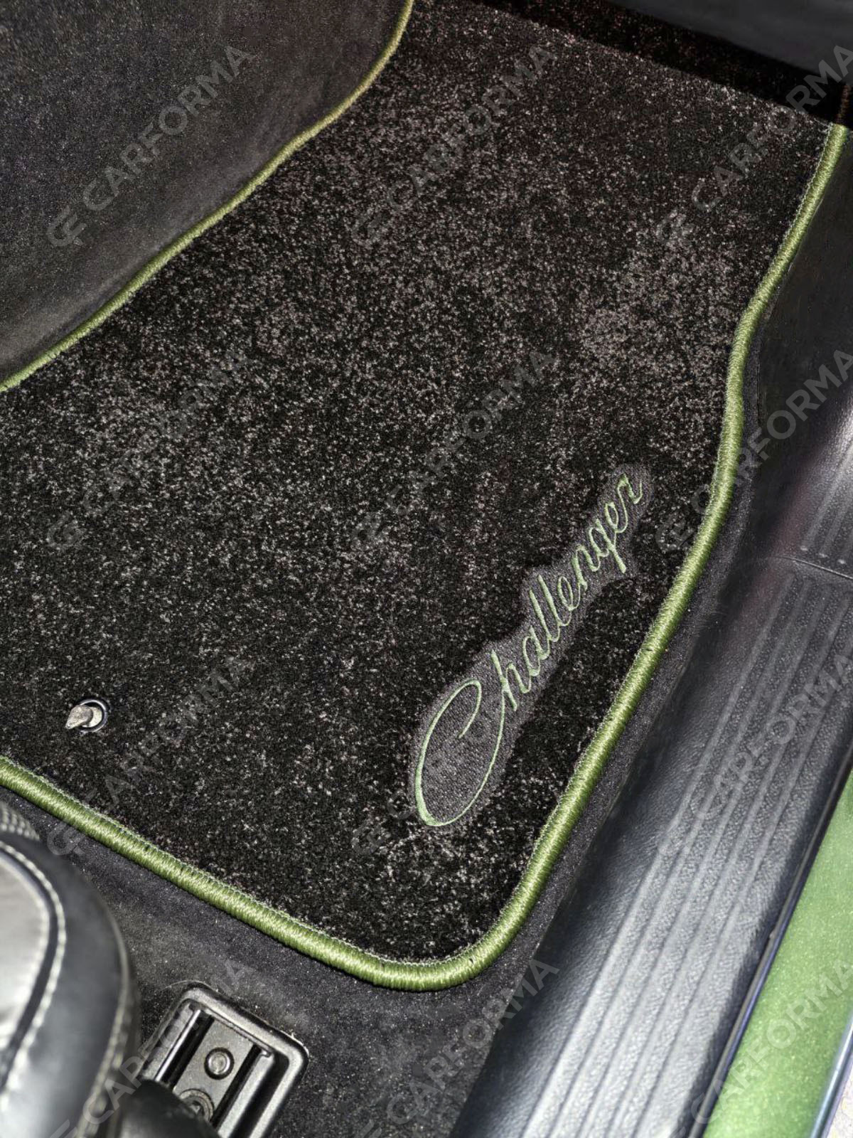 Коврики на Dodge Challenger III 2008&nbsp;-&nbsp;2023 в Орле