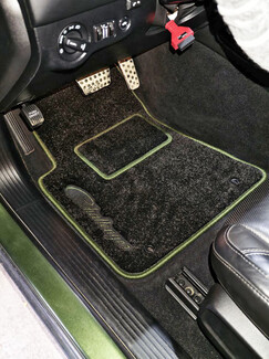 Коврики на Dodge Challenger III 2008&nbsp;-&nbsp;2023 в Орле