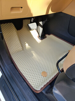 Ворсовые коврики на KIA Carnival IV 8 мест 2020 - 2025 в Орле Ворсовые коврики на KIA Carnival IV 8 мест 2020 - 2025 в Орле