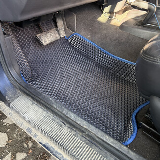 Ворсовые коврики на Jeep Grand Cherokee (ZJ) 1992&nbsp;-&nbsp;1999 в Орле