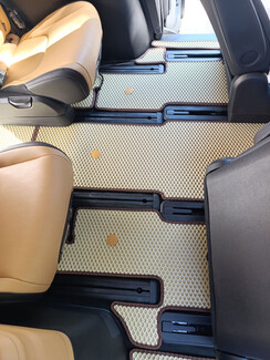 Ворсовые коврики на KIA Carnival IV корейская сборка 2020 - 2025 в Орле