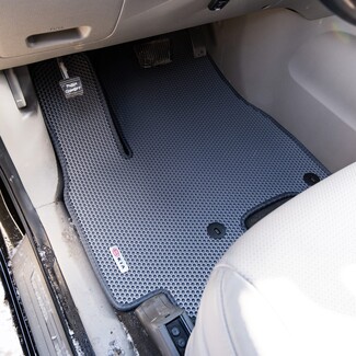 Ворсовые коврики на KIA Carnival III 7 мест 2014 - 2021 в Орле Ворсовые коврики на KIA Carnival III 7 мест 2014 - 2021 в Орле