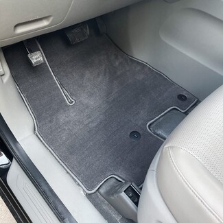 Ворсовые коврики на KIA Carnival III 9 мест и 11 мест 2014&nbsp;-&nbsp;2021 в Орле