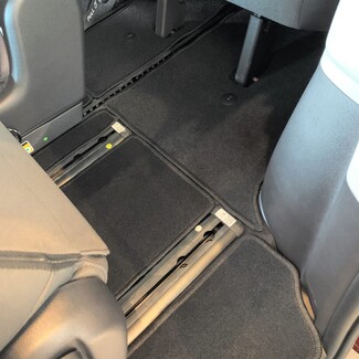 Ворсовые коврики на KIA Carnival IV 8 мест 2020 - 2025 в Орле Ворсовые коврики на KIA Carnival IV 8 мест 2020 - 2025 в Орле