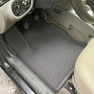 Коврики на Lada (ВАЗ) Kalina 2004&nbsp;-&nbsp;2018 в Орле