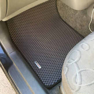 Ворсовые коврики на Toyota Vitz I 1998&nbsp;-&nbsp;2005 в Орле